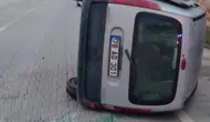 Eskipazar kara yolunda kontrolden çıkan otomobil takla attı