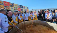 Kayseri Gastronomi Günleri'nde dev kazanlar bu kez börek aşı için kaynadı