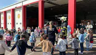 Minik öğrencilerin itfaiye heyecanı: Kahramanların dünyasını yerinde keşfettiler