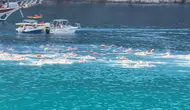 Fethiye'nin mavi sularında bin 600 sporcu kulaç attı