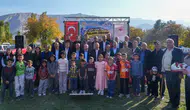 Hakkari'de arıcıların kovanları güneş enerjili çitlerle koruma altına alındı