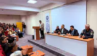 Buharkentli öğrenciler yerel yönetimlerin işleyişini yerinde inceledi