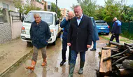 Karacabey'de sağanak alarmı: Belediye ekipleri beş mahallede teyakkuza geçti