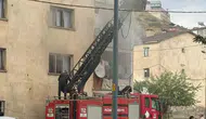 Hizan'da bir ev alevlere teslim oldu: Eşyalar küle döndü