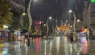 Bolu'da gece saatlerinde şiddetlenen sağanak yaşamı felç etti