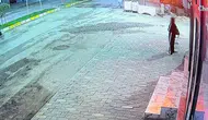 Adıyaman'da sokak kedisine yönelik şiddet anları güvenlik kamerasına yansıdı