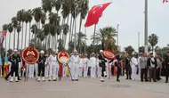 Mersin'de Cumhuriyet coşkusu Atatürk Anıtı'ndaki törenle başladı