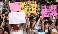 Yıldız Tilbe'den Tarihi Konser: 200 Bin Kişiyle İstiklal Marşı