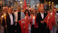 Kırıkkale'de Zafer Bayramı coşkusu: Fener alayı ve konserle kutlandı