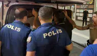 Aksaray'da aile kavgasında polise direnen şüpheli güçlükle, diğeri oynayarak gözaltına alındı