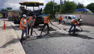 Düzce'de ulaşım ağını yenileme mesaisi 7/24 sürüyor