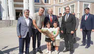 Adıyaman'da protokolün çocuklarla 'o piti piti' mesaisi
