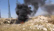 Erciş'te atık lastiklerin tutuşması paniğe neden oldu