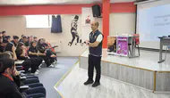 Kars'ta öğrencilere dijital dünyada güvenli yaşam rehberi
