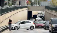 Bursa'da alt geçitteki hatalı şerit değişimi faciaya davetiye çıkardı