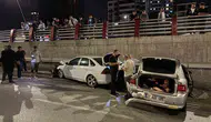 Kayseri'deki zincirleme kazada yaralılar hastaneye kaldırılırken meraklı vatandaşlar trafiği kilitledi