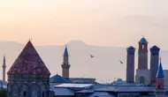Erzurum’un tarihi dokusu genişliyor: Tescilli kültür varlığı sayısı 903’e ulaştı