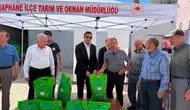 Şaphane'de meyve bahçeleri için dev destek: 4 ton bordo bulamacı üreticiye ulaştı