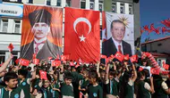 Erzurum'da yeni eğitim yılı Maarifin Kalbinde Oyun temasıyla başladı