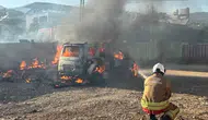 Hatay Kırıkhan'da park halindeki araç alevlerin hedefi oldu