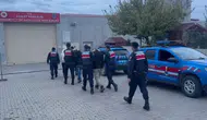 Balıkesir'de jandarma operasyonu: 34 firari hükümlü yakayı ele verdi