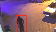 Keşan'da gece yarısı halı hırsızlığı güvenlik kamerasına yansıdı