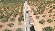 Birecik'te 21 mahalleyi birbirine bağlayan 40 kilometrelik dev yol yenileniyor