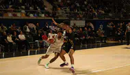 Körfez Basket sezonu Johnny Davis'in etkileyici performansıyla açtı