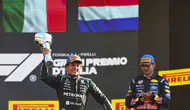 Monza'da tarihi zafer: Kimi Antonelli 19. sıradan zirveye uzandı