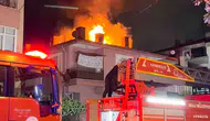 Bolu'da geceyi aydınlatan çatı yangını mahalleliyi sokağa döktü