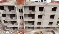 Karacabey'de 30 yıllık metruk yapı mahallelinin korkulu rüyası haline geldi
