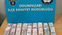 Odunpazarı’nda kendini polis olarak tanıtan dolandırıcı çantayla yakalandı