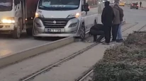 Şehir Hastanesi Durağında Minibüs Tramvay Hattına Girdi, Seferler Aksadı