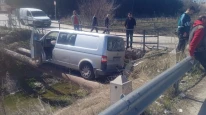 Odunpazarı’nda Trafik Kazası: Araç DSİ Kanalına Uçtu