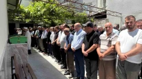 Kelebek Hastalığı ve Kanserle Savaşan Elif Hayata Veda Etti