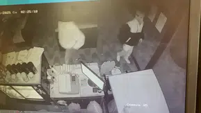 Kentpark’ta gece yarısı hırsızlık: Gençler kameraya yakalandı