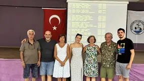 Burhaniye'de briç camiası İrfan Güven'i turnuvayla uğurladı