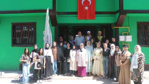 ‘Bizim Yunus’ Oyunu Açık Havada İzleyiciyle Buluştu