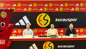 Eskişehirspor 2026-2027 Sezonu Formalarını Tanıttı