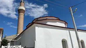 Eskişehir’de 8 Asırlık Büğdüz Camii Dikkat Çekiyor