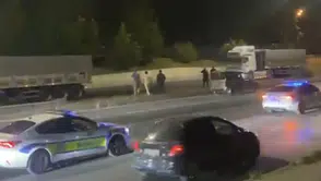 Eskişehir’de İki Otomobil Çarpıştı: Araç Refüje Çıktı