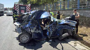 3 Aracın Karıştığı Kazada Can Pazarı: 1 Ölü, 1 Ağır Yaralı