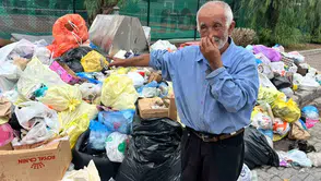 Karşıyaka'da çöp krizi büyüyor: Yeni araçlar var ama sokaklar temizlenmiyor