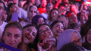 Maltepe'de 104. Zafer Bayramı: Meşaleler ve Bayraklarla Tarihi Gece