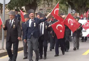 Eskişehir’de Gaziler Günü için bando yürüyüşü