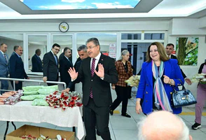 Vali Yılmaz, Huzurevi Sakinleriyle Kahvaltıda Buluştu