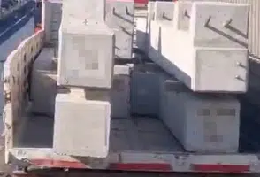 Eskişehir Çevreyolu’nda Tonluk Beton Blok Tehlikesi