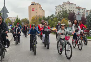 Eskişehir’de Cumhuriyet İçin Bisiklet Ve Motosiklet Turu