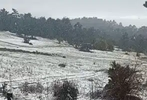 Alpu’da Kar Yağışı Etkili Oldu: Dağlar Beyaza Büründü