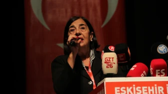 Jalenur Süllü: “Her alanda kriz var ama halkın umudu CHP’de!”
